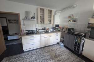 Schöne 2-Zimmer-Wohnung mit geräumiger Wohnküche in Mönchengladbach - Zentrum – Die vollständige Adresse der Immobilie erhältst du vom Anbieter., 41065 Gladbach, Mönchengladbach – Vorschaubild 2