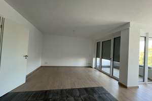 Schöne helle, moderne,  4-Zimmer-Wohnung  - 2 Loggia - am Münchner Westkreuz - POZ – Die vollständige Adresse der Immobilie erhältst du vom Anbieter., 81243 Aubing-Süd, München – Vorschaubild 9