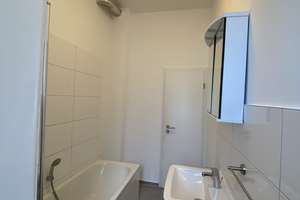 Frisch renovierte  3 Zimmer, Küche, Diele, Bad in  Mülheim – Bergisch Gladbacher Str. 99, 51065 Mülheim (Ortsteil), Köln – Vorschaubild 10