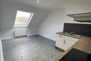 Moderne Dachgeschosswohnung – Erstbezug nach Renovierung in Mönchengladbach Eicken, ca. 45 m² – Mönchengladbach – Vorschaubild 8