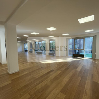 Büroflächen in Charlottenburg | Parkett & Teeküche | Nähe Kurfürstendamm & Top-ÖPNV-Anbindung