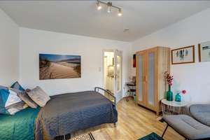 Möbliert: Nähe Maillingerstrasse -  möbliertes Apartment – Die vollständige Adresse der Immobilie erhältst du vom Anbieter., 80636 St. Vinzenz, München – Vorschaubild 1