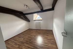 Zentrale Altbauwohnung mit hohen Decken – St. Johanner Markt 28, 66111 St. Johann, Saarbrücken – Vorschaubild 8