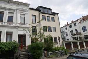 Bremen-Fesenfeld: 3 Wohnungen im Paket plus 2 Garagenstellplätze, in 4-Parteienhaus, in TOP Lage.