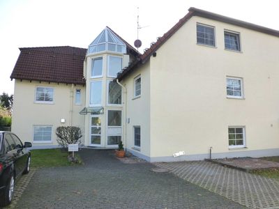 Wohnen mit Sonnenbalkon & Weitblick über Wiesen in Wermelskirchen!