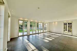Elegantes Einfamilienhaus zzgl. 2-Zimmer Appartement & Pool in vornehmer Lage -Düsseldorf-Hubbelrath – Düsseldorf – Vorschaubild 8