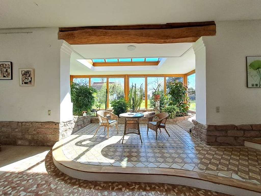 Immobilie in Freisbach - Wunderschön ausgebaute Scheune - Wohnen mit Flair - Bild 1