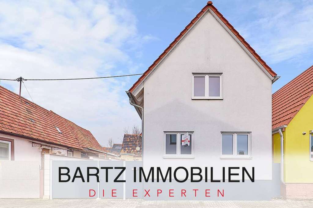 Immobilie in Freckenfeld - 2014 erbautes Einfamilienhaus mit Privatsphäre & zusätzlichem Baugrundstück in zweiter Reihe - Bild 0
