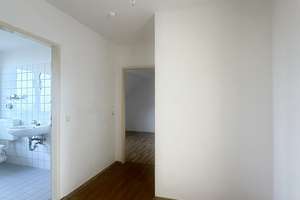 WBS mit besonderem Wohnbedarf erforderlich * 2-Zimmer *Dachgeschoss*Einbauküche*Balkon* in Britz – Andreasberger Str. 4, 12347 Britz, Berlin – Vorschaubild 7