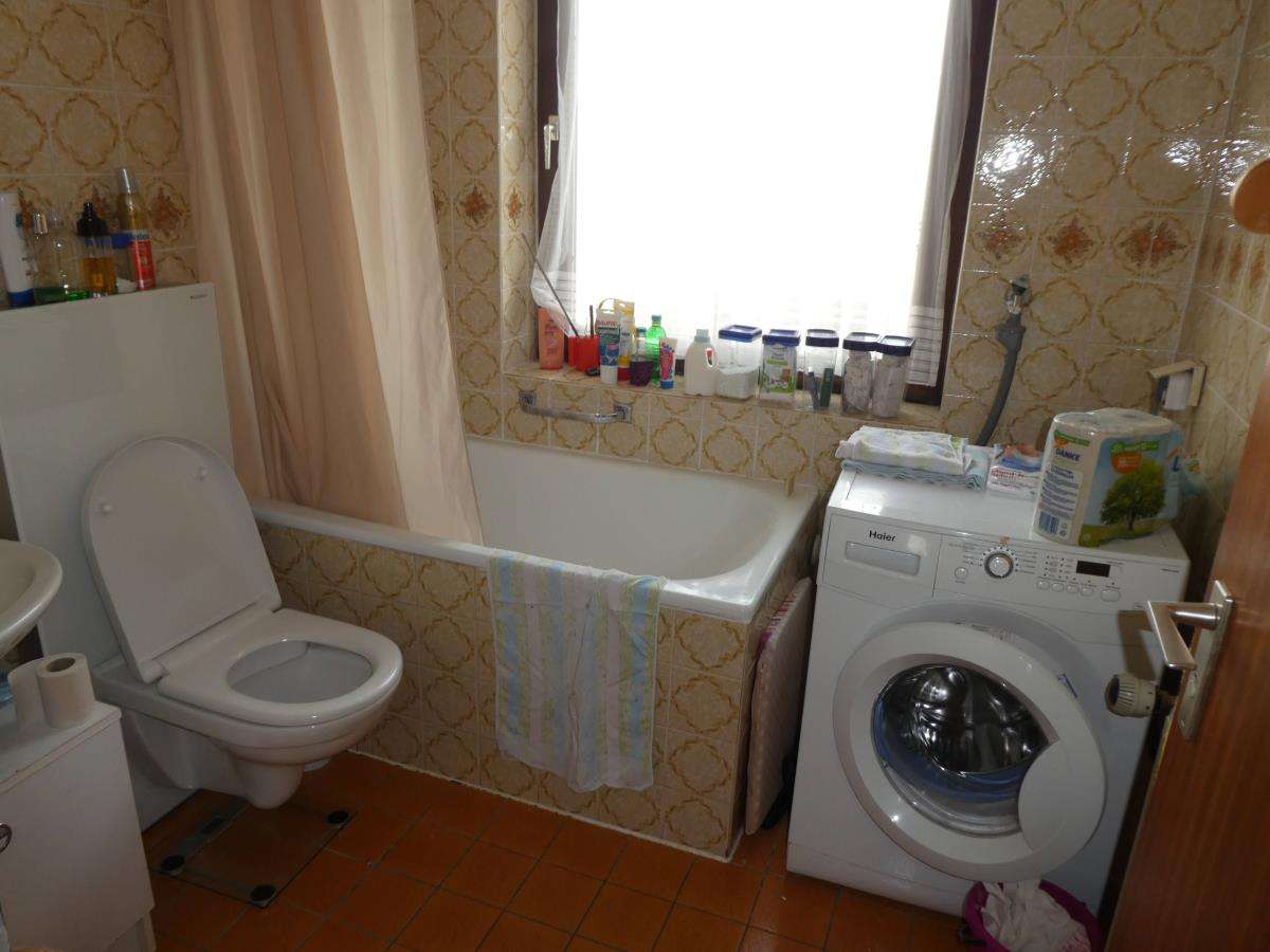 Gut aufgeteilte Wohnung in ruhiger Lage Nähe Uni - ideal für den handwerklich begabten Käufer, Trier – Bild 4