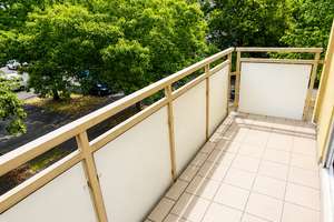 Stilvolle 3-Zimmer-Wohnung in Karlsruhe – Frisch Saniert mit neuer Einbauküche & Balkon – Nuitsstraße 2, 76185 Mühlburg, Karlsruhe – Vorschaubild 6