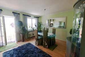 Geräumiges, geschmackvolles 6-Zimmer-Mehrfamilienhaus in VOLKACH Volkach – Bocksbeutelstr. 30, 97332 Kitzingen (Kreis) – Vorschaubild 9