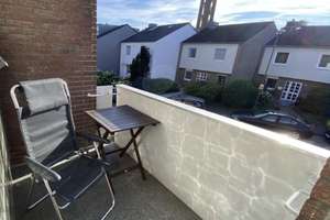 Gemütliche helle moderne  Wohnung mit Balkon, EBK  & PKW-Stellplatz in ruhiger Lage v. Lörick – 40547 Lörick, Düsseldorf – Vorschaubild 14