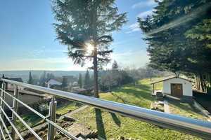 Traumhafter Fernblick -
 kernsanierter Massivbau mit Energie A+ / PV-Anlage und Erdwärme - "KFW40" – Bad Kreuznach (Kreis) – Vorschaubild 1