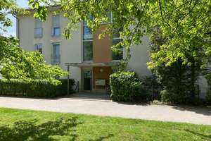  Schöne 2 Zi-Wohnung mit großer Loggia – Die vollständige Adresse der Immobilie erhältst du vom Anbieter., 82140 Olching – Vorschaubild 2