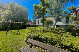 Moderne 3 Zimmer Wohnung mit Westbalkon, Tiefgaragenstellplatz und Privatwald – Die vollständige Adresse der Immobilie erhältst du vom Anbieter., 22459 Niendorf, Hamburg – Vorschaubild 2