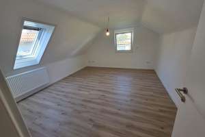 Modernisiertes Haus mit 3 Wohnbereichen, Garten, Vermietungspotenzial und optionaler Scheune – Böllatstrasse 14, 72622 Nürtingen – Vorschaubild 7
