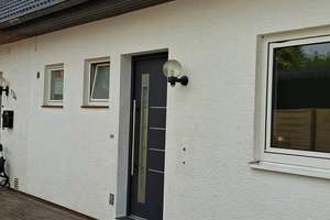 Viel Platz in Langwedel: Geräumiges Doppelhaus mit sieben Zimmern