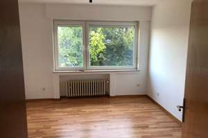 Ruhiges Wohnen am Dellbusch: frisch renovierte, helle 3-Zimmer-Wohnung mit Balkon – Die vollständige Adresse der Immobilie erhältst du vom Anbieter., 42279 Oberbarmen, Wuppertal – Vorschaubild 3