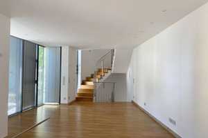 *** DESIGN-TOWNHOUSE *** Fantastisches EFH, 4-5 Zi., EBK, 2 BÄDERN & DACHTERRASSE – Frankfurt am Main – Vorschaubild 8