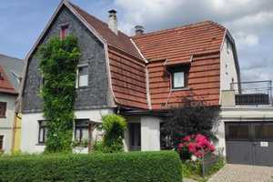 Charmantes freistehendes Einfamilienhaus in Zella-Mehlis: Historischer Flair und Moderner Komfort – Schmalkalden-Meiningen (Kreis) – Vorschaubild 1