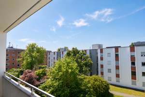 Vermietete 3-Zimmer-Wohnung mit Balkon & TG-Stellplatz – attraktive Kapitalanlage in München-Obersen