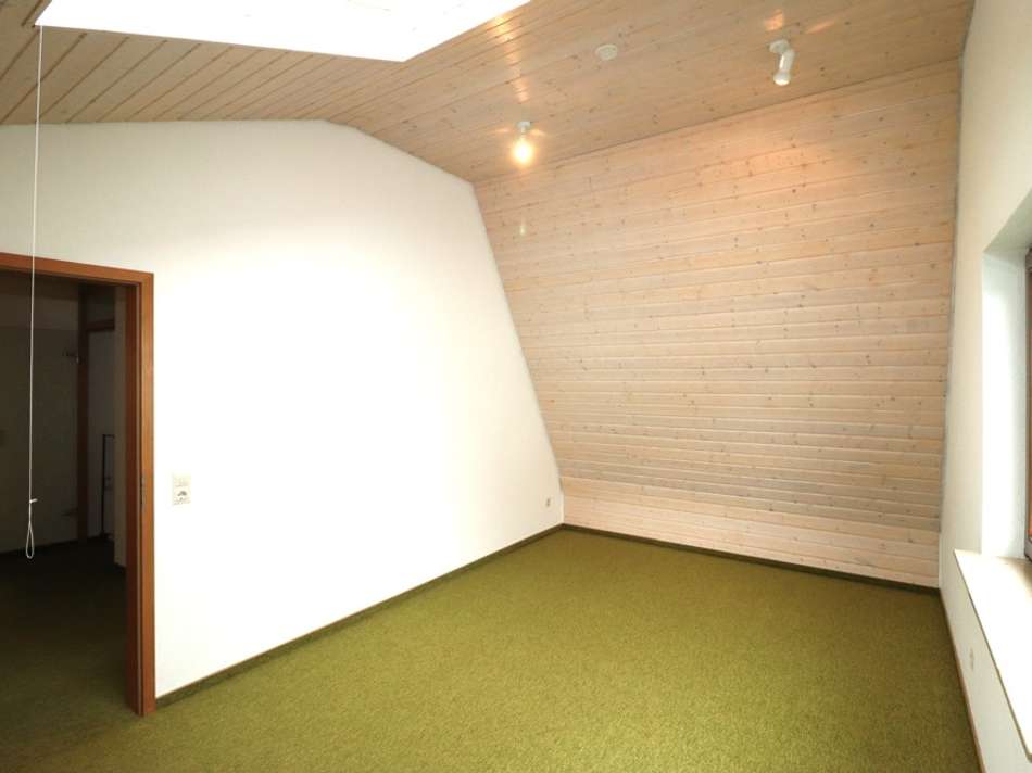 Wohnzimmer, Büro DG