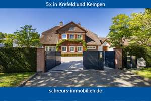 Reetgedeckte Fabrikantenvilla am Krefelder Stadtwald – ein Anwesen von absoluter Seltenheit!