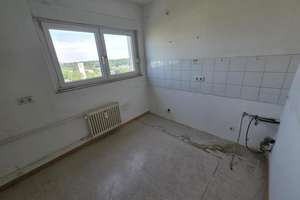 9 OG - Stuttgart-Giebel, ideal geschnittene 3-Zim-Wohnung in einem Mehrfamilienhaus mit Balkon – Krokodilweg 40, 70499 Bergheim, Stuttgart – Vorschaubild 7