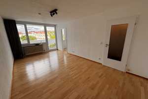 Attraktive 1-Raum-Wohnung mit EBK in München Neuhausen – Klarastrasse 19, 80636 München – Vorschaubild 3