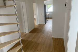 Kernsanierte, helle 2,5-Zimmer-Maisonette-Wohnung an der Achalm – Die vollständige Adresse der Immobilie erhältst du vom Anbieter., 72766 Reutlingen-Mitte, Reutlingen – Vorschaubild 9