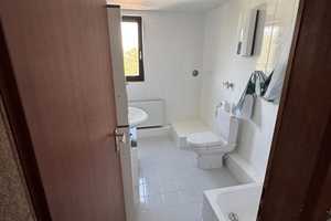 Helle Dachgeschosswohnung in Duisburg-Duissern zur Miete – Ideal für Singles oder Paare – Duisburg – Vorschaubild 5