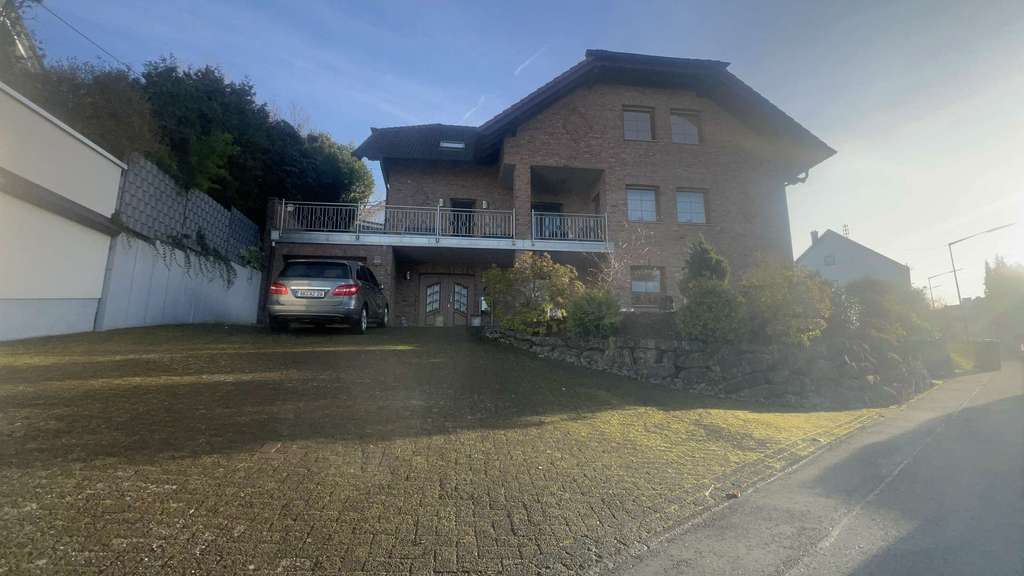 Immobilie in Mittelhof - Exklusives Mehrfamilienhaus im Luftkurort Wissen – Ihre Premium-Investition - Bild 2