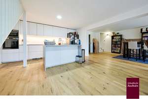 Außergewöhnliche 7-Zi.-Mais.-Whng. mit ca. 223 m² Wfl., Terrasse, großem Balkon & eigenem Garten +++ – Parasolstraße 31, 70599 Schönberg, Stuttgart – Vorschaubild 19