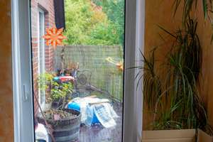 Helle 3-Raum-Hochparterre-Wohnung mit Balkon und EBK in Hamburg-Rahlstedt – Heestweg 2, 22143 Rahlstedt, Hamburg – Vorschaubild 9