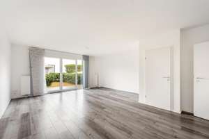 Bremen-Oberneuland: Einfamilien-Reihenhaus mit Dachterrasse und Carport – Die vollständige Adresse der Immobilie erhältst du vom Anbieter., 28355 Oberneuland, Bremen – Vorschaubild 5
