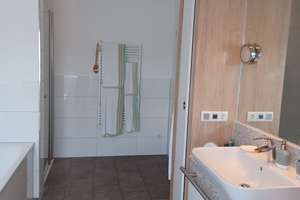Hochwertige, große 3-Zimmer-Dachgeschosswohnung mit Balkon – Graf-Engelbert-Str. 2 e, 40489 Angermund, Düsseldorf – Vorschaubild 13