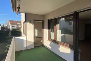 Helle 4-Zimmer-Wohnung mit großem Westbalkon und Einzelgarage – 70499 Weilimdorf (Ortsteil), Stuttgart – Vorschaubild 9