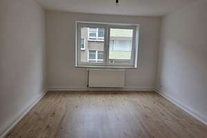 Helle, frisch renovierte 3-Zimmer-Wohnung – Graudenzer Straße 9, 42283 Barmen, Wuppertal – Vorschaubild 2