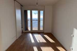 Hafencity Erstbezug: Traumblick auf Elphi und Elbe, Einbauküche, Einbauschrank Ankleide, Schrank Bad – Lucy-Borchardt-Straße 4, 20457 Hamburg – Vorschaubild 13