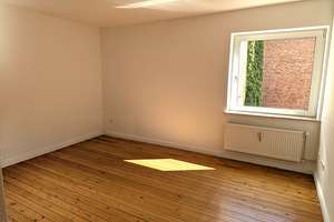 Geräumige 3 Zi.Whg. in Kiel Ravensberg ab September 2026 – Kleiststr. 68, 24118 Ravensberg, Kiel – Vorschaubild 2