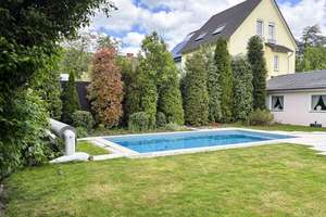 VILLA mit POOL   :::   WI - MITTEN IM MÄRCHENLAND – Die vollständige Adresse der Immobilie erhältst du vom Anbieter., 65199 Dotzheim, Wiesbaden – Vorschaubild 3
