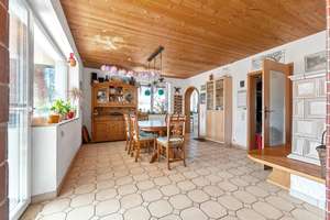 Großes Haus (ca. 245 m² Wfl./155 m² Nfl.) in Wiedergeltingen – Die vollständige Adresse der Immobilie erhältst du vom Anbieter., 86879 Wiedergeltingen – Vorschaubild 7
