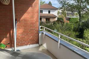 Wohnen im grünen Bemerkte: Gepflegte 3-ZKB mit Balkon & Stellplatz – Die vollständige Adresse der Immobilie erhältst du vom Anbieter., 30539 Bemerode, Hannover – Vorschaubild 2