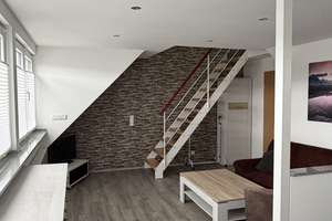 Möbliertes 1,5 Maisonette-Apartment in Düsseldorf-Unterrath 