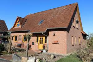 Ein Familientraum zum Wohlfühlen in Feldrandlage - EFH auf großem Grundstück – Die vollständige Adresse der Immobilie erhältst du vom Anbieter., 38524 Sassenburg – Vorschaubild 1