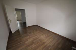 Marko Winter Immobilien - Mosbach: Zentral gelegene 5-Zimmer-Wohnung  mit Balkon – Die vollständige Adresse der Immobilie erhältst du vom Anbieter., 74821 Mosbach – Vorschaubild 7