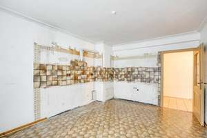 Zweifamilienhaus in Aachen-Forst – großes Grundstück, 4 Garagen & ruhige Lage – Die vollständige Adresse der Immobilie erhältst du vom Anbieter., 52078 Forst, Aachen – Vorschaubild 19