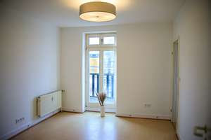 4Z Dachgeschosswohnung mit Stellplatz, Pelletofen und Einbauküche im Stadtzentrum – Friedrichstr. 39, 58507 Lüdenscheid – Vorschaubild 4