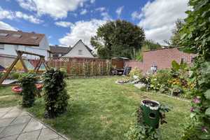 Großzügiges Einfamilienhaus mit Sauna & Garten – Provisionsfrei! – Feldstr. 4, 63674 Wetteraukreis – Vorschaubild 2
